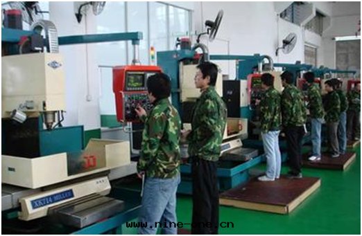 数控机电一(yī)體(tǐ)化(huà)實(shí)訓室